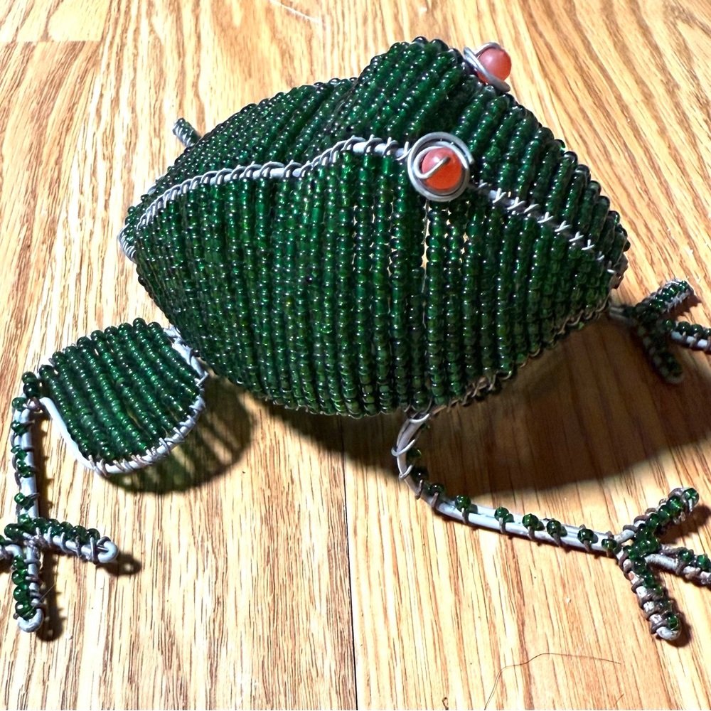 Green Beaded Frog Handcrafted Wire & Beads Cute Unique